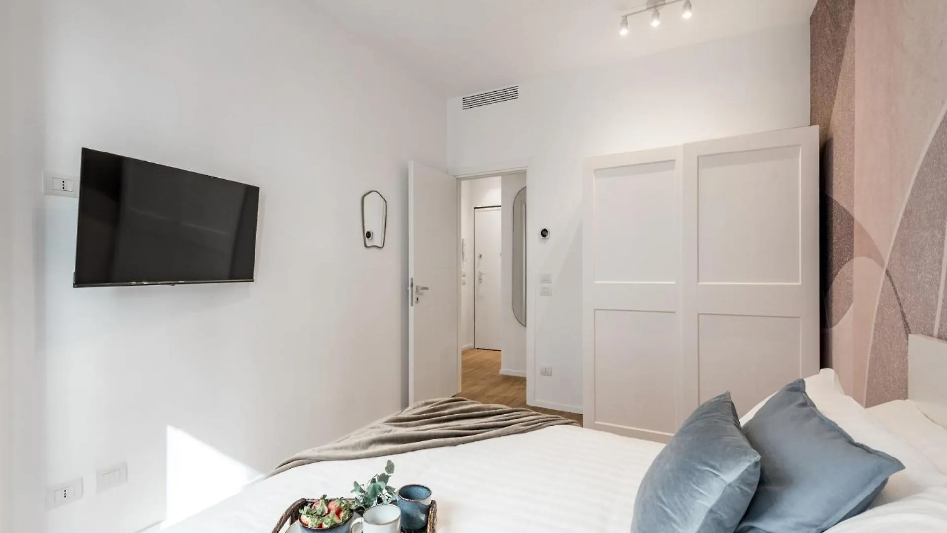 The Best Rent - Spacious Apartment Near Castel Sant'Angelo Rome
